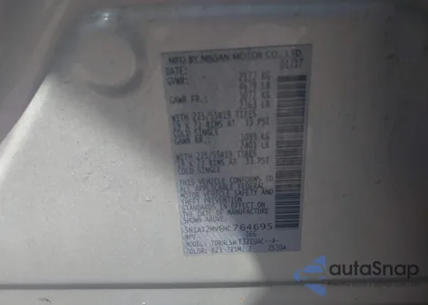 2017 Nissan Rogue Sl z USA, uszkodzony, nr VIN 5N1AT2MV6HC764695